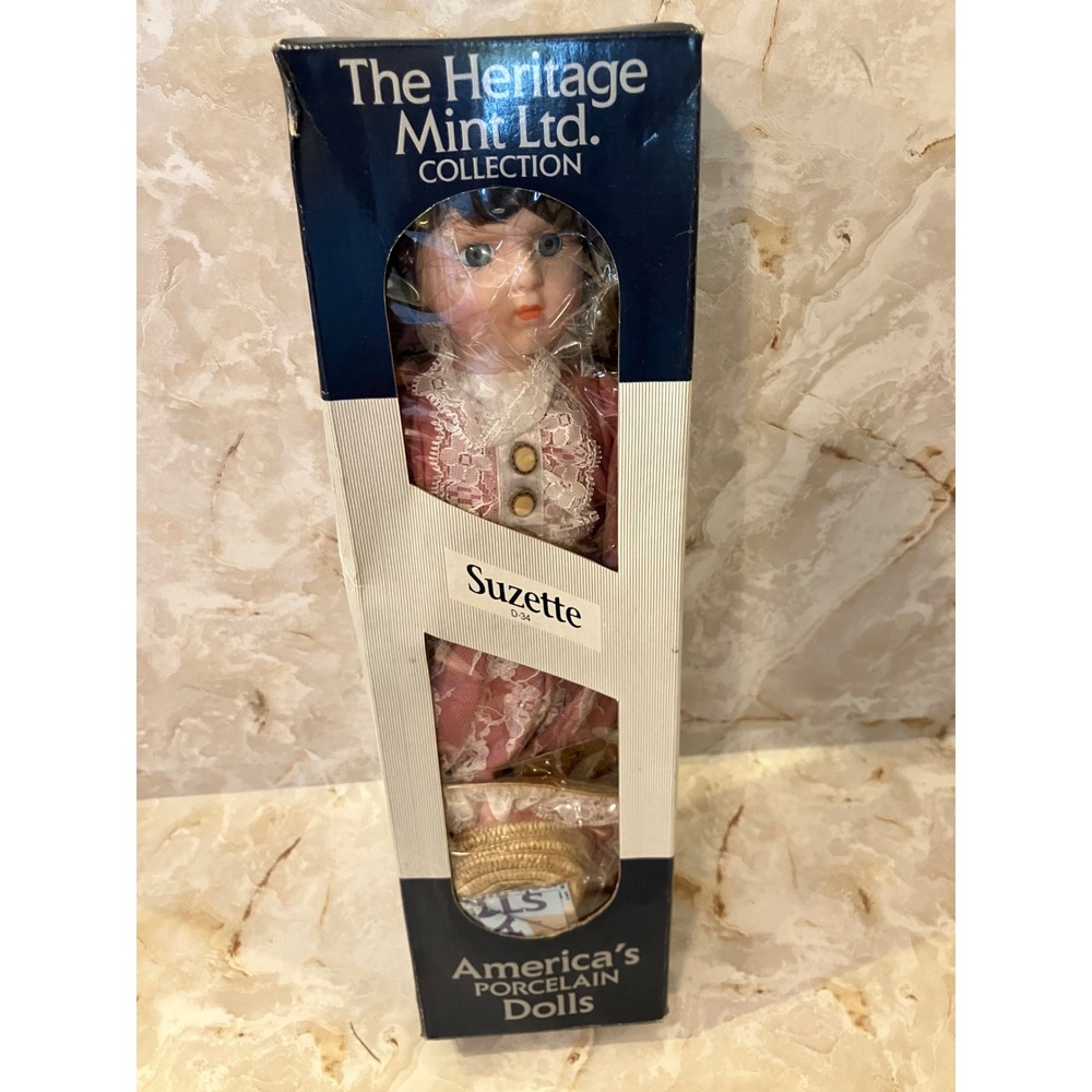 Heritage Mint Ltd Suzette D-34 America's Porcelain Doll 16 Inch Vintage 1989